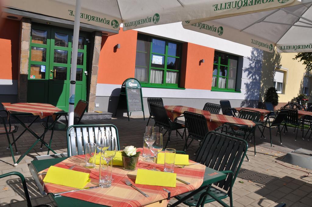 Gasthof Zur Linde Sankt Andrä bei Frauenkirchen Esterno foto